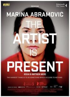 玛瑞娜·阿布拉莫维奇：艺术家在场海报